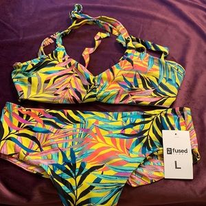 Nwt large fused Kona bikini bottoms and top in mellow yellow